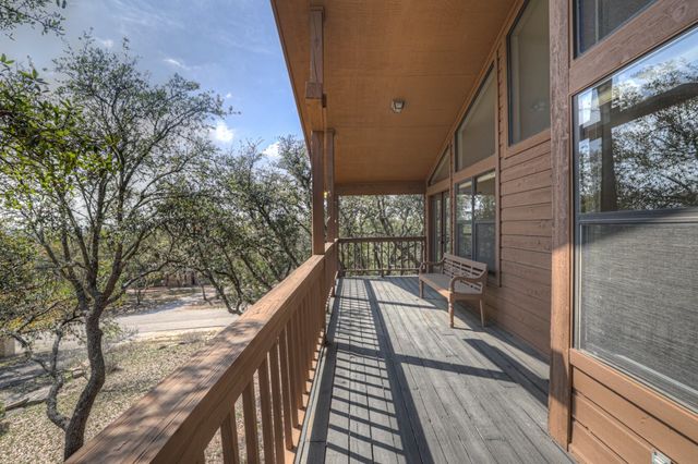 1560 Roadrunner Lane, Canyon Lake, TX 78133