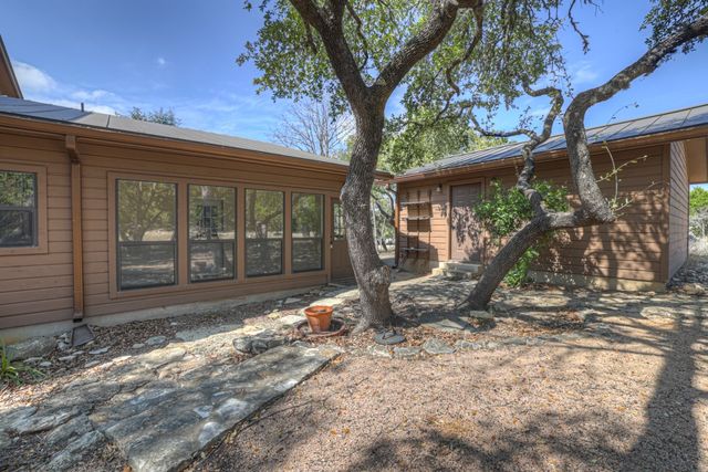 1560 Roadrunner Lane, Canyon Lake, TX 78133