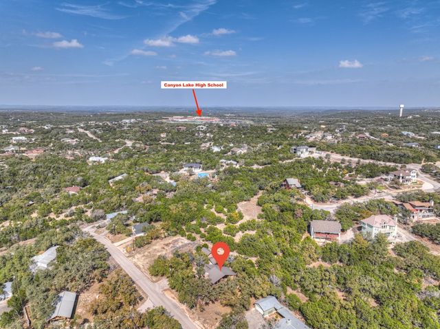 1560 Roadrunner Lane, Canyon Lake, TX 78133