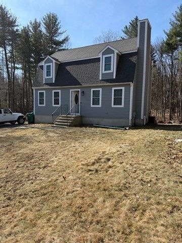 45 Mulberry Cir, Ayer, MA 01432