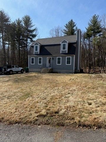 45 Mulberry Cir, Ayer, MA 01432
