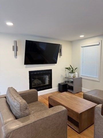 45 Mulberry Cir, Ayer, MA 01432