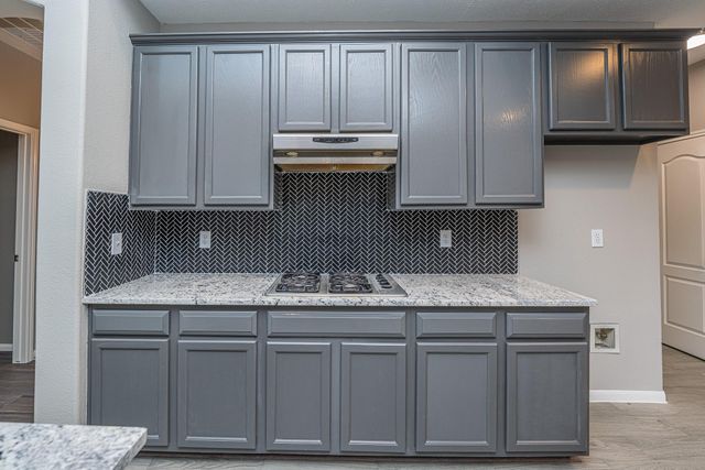 406 N Marathon Way, Stafford, TX 77477