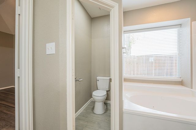 406 N Marathon Way, Stafford, TX 77477