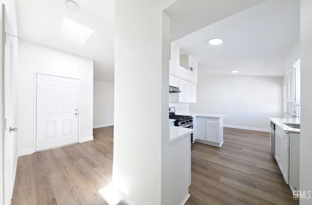 3504 Charlotte Street, Bakersfield, CA 93313