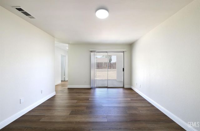 3504 Charlotte Street, Bakersfield, CA 93313