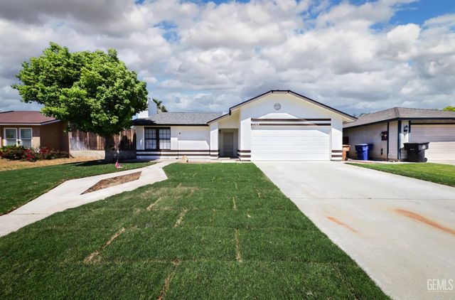 3504 Charlotte Street, Bakersfield, CA 93313