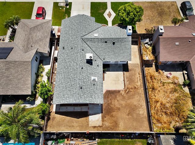 3504 Charlotte Street, Bakersfield, CA 93313