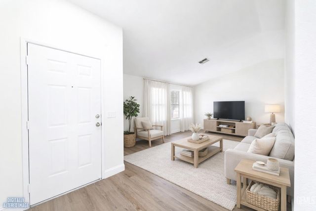 3504 Charlotte Street, Bakersfield, CA 93313