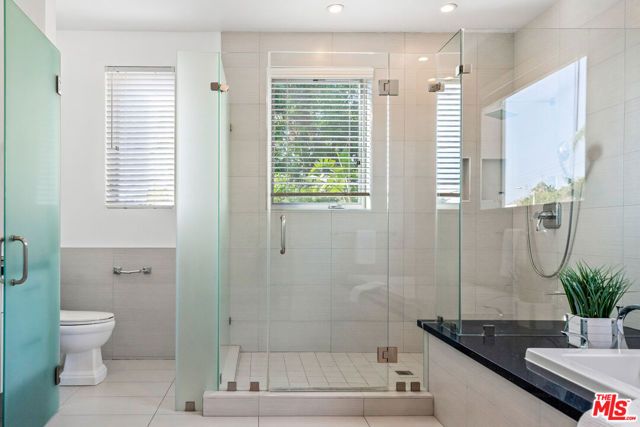 363 N SWEETZER Avenue, Los Angeles, CA 90048