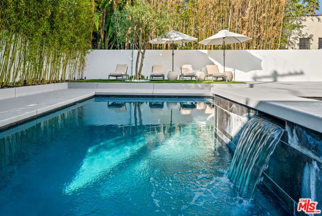 363 N SWEETZER Avenue, Los Angeles, CA 90048