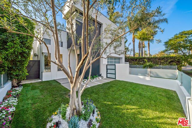 363 N SWEETZER Avenue, Los Angeles, CA 90048