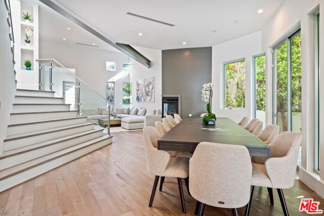 363 N SWEETZER Avenue, Los Angeles, CA 90048