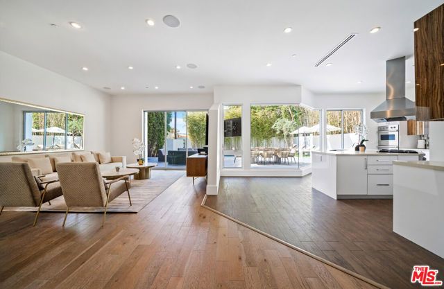 363 N SWEETZER Avenue, Los Angeles, CA 90048