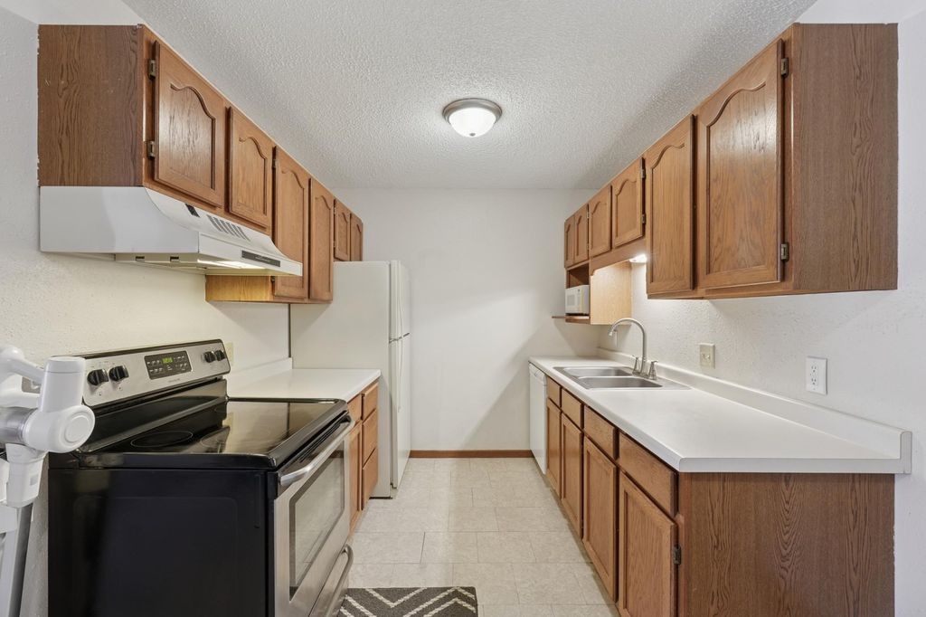 3125 Cory Lane 208, Hastings, MN 55033 — photo 3