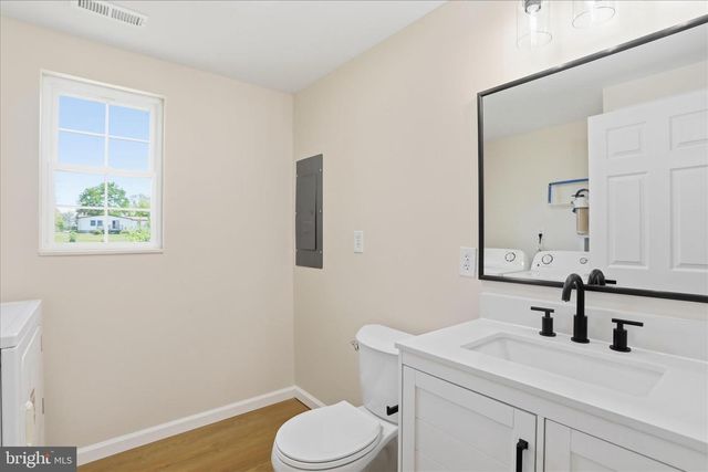 266 BIG SPRING DR, Kearneysville, WV 25430