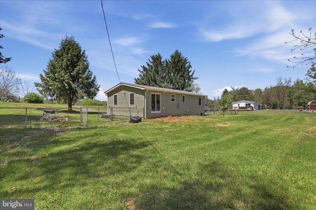 266 BIG SPRING DR, Kearneysville, WV 25430