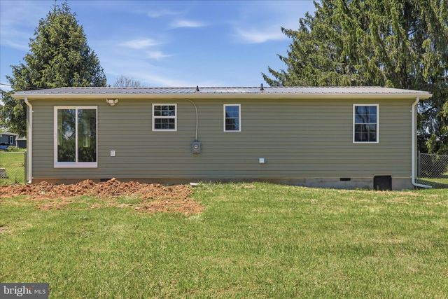 266 BIG SPRING DR, Kearneysville, WV 25430