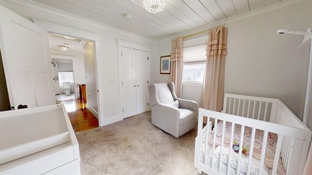 54 Jordan St, Haverhill, MA 01830