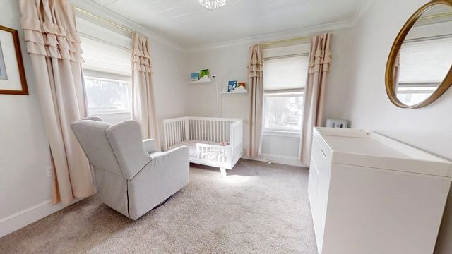 54 Jordan St, Haverhill, MA 01830