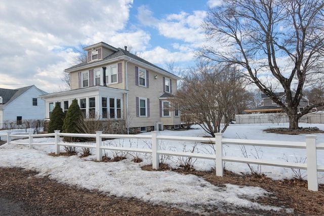 54 Jordan St, Haverhill, MA 01830