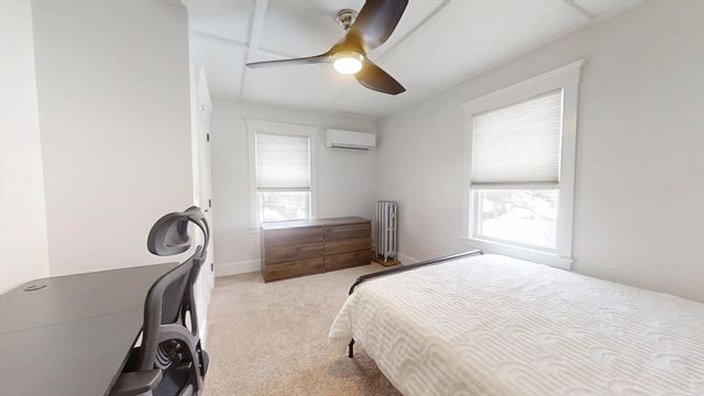 54 Jordan St, Haverhill, MA 01830