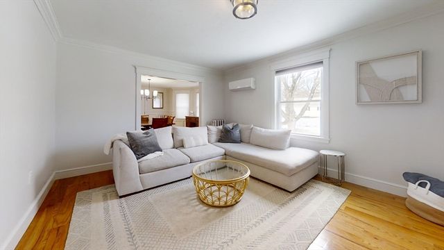 54 Jordan St, Haverhill, MA 01830