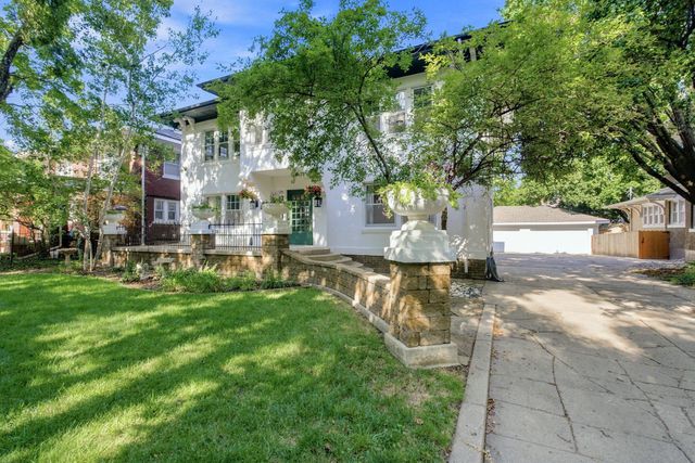 105 N BROADVIEW STREET, Wichita, KS 67208