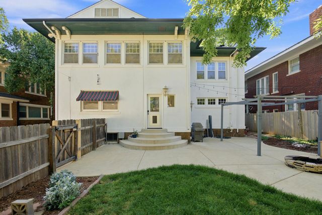 105 N BROADVIEW STREET, Wichita, KS 67208