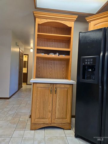 1340 SW 12th Ave., Ontario, OR 97914