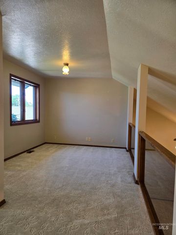 1340 SW 12th Ave., Ontario, OR 97914
