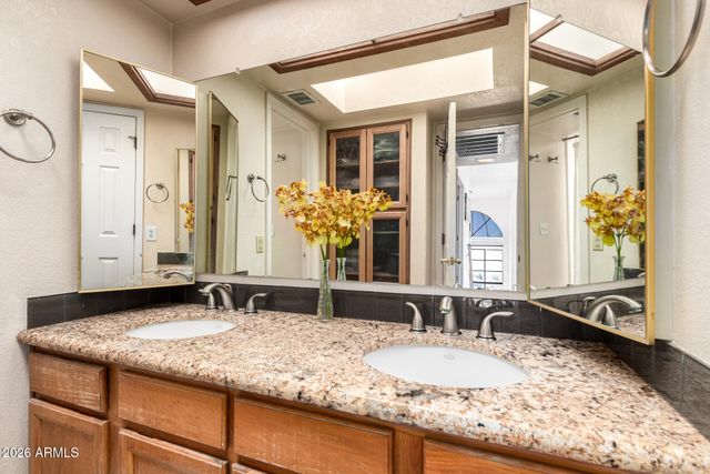 8844 S 51ST Street 2, Phoenix, AZ 85044