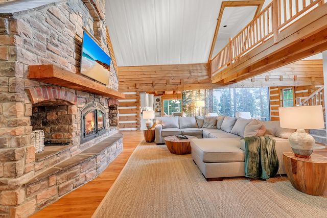 8265 Guthrie Rd, Cross Plains, TN 37049