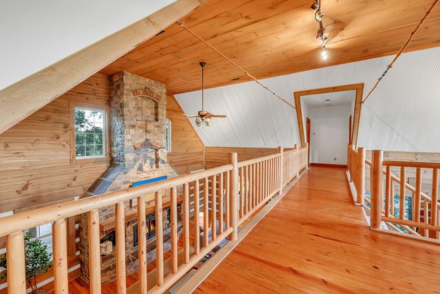 8265 Guthrie Rd, Cross Plains, TN 37049