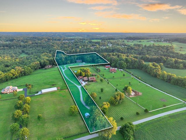 8265 Guthrie Rd, Cross Plains, TN 37049