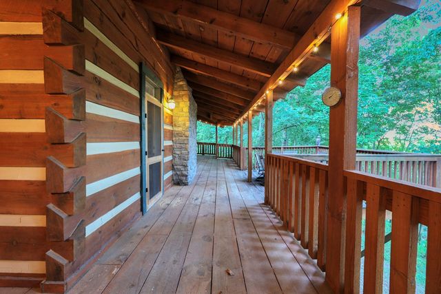 8265 Guthrie Rd, Cross Plains, TN 37049