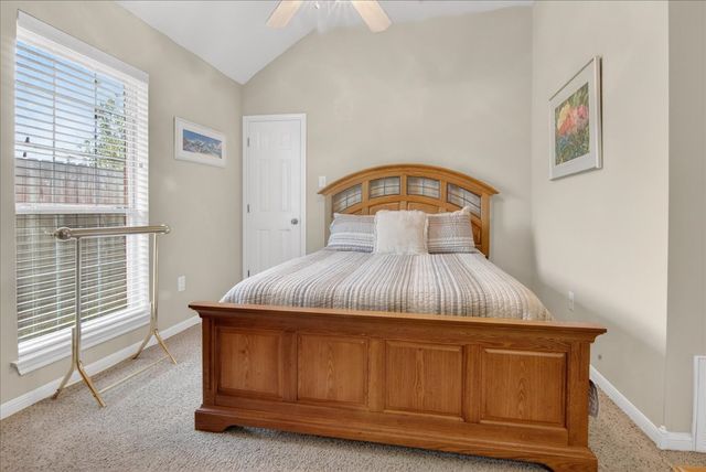 500 Moss Hill Road, Hewitt, TX 76643