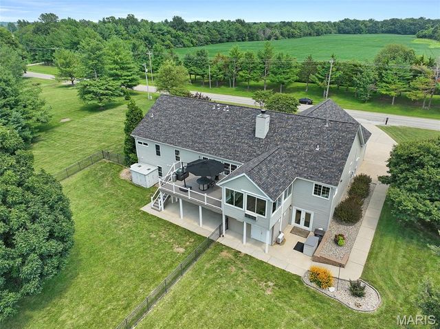 4117 Staunton Road, Edwardsville, IL 62025