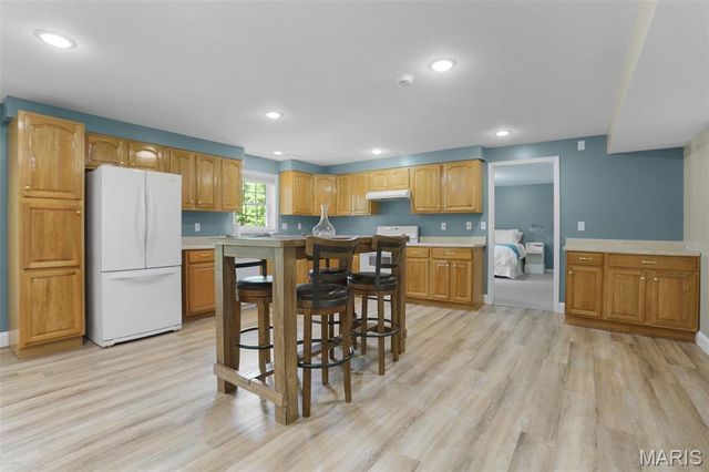 4117 Staunton Road, Edwardsville, IL 62025