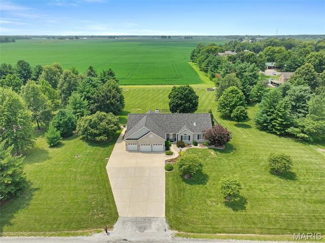 4117 Staunton Road, Edwardsville, IL 62025