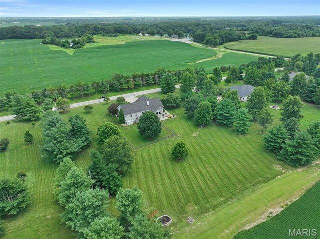 4117 Staunton Road, Edwardsville, IL 62025