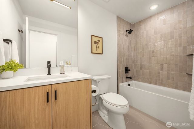 1504 N 100th Street, Seattle, WA 98133