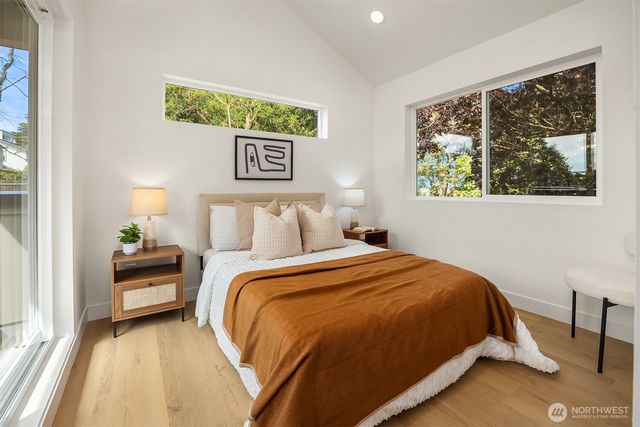 1504 N 100th Street, Seattle, WA 98133