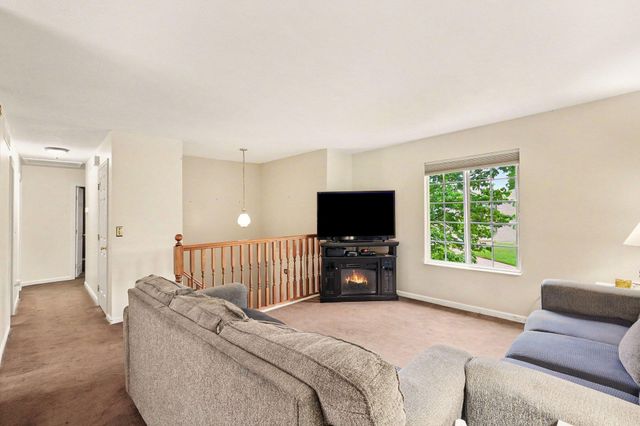 13 Ashwood Lane, Alexandria, KY 41001