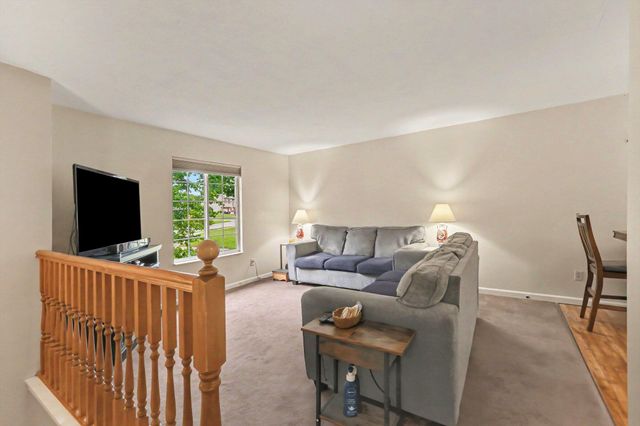 13 Ashwood Lane, Alexandria, KY 41001