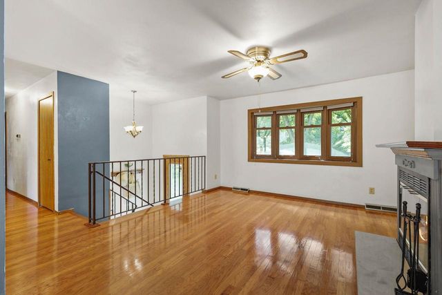 9 Esther Court, Madison, WI 53714