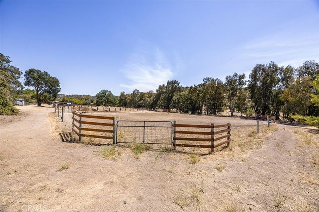 5625 Linne Road, Paso Robles, CA 93446