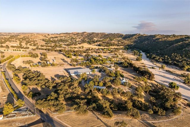5625 Linne Road, Paso Robles, CA 93446