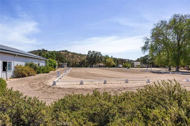 5625 Linne Road, Paso Robles, CA 93446