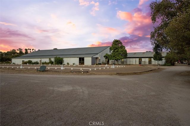 5625 Linne Road, Paso Robles, CA 93446